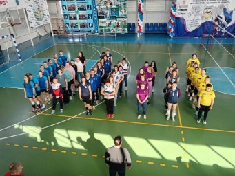 Зональные соревнования по волейболу XXII летних спортивных игр среди муниципальных районов и муницип Зональные соревнования по волейболу XXII летних спортивных игр среди муниципальных районов и муницип