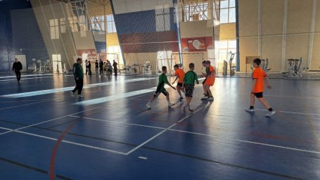 Продолжаются баскетбольные баталии президентских спортивных игр Продолжаются баскетбольные баталии президентских спортивных игр