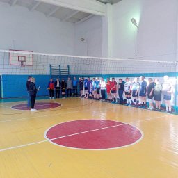 Стартовало первенство Уярского района по волейболу, среди смешанных команд 40+ Стартовало первенство Уярского района по волейболу, среди смешанных команд 40+