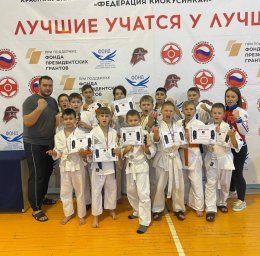 Чемпионы и призеры первенства города Красноярска по киокушин Чемпионы и призеры первенства города Красноярска по киокушин
