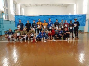 соревнования по волейболу "в слепую". соревнования по волейболу "в слепую".