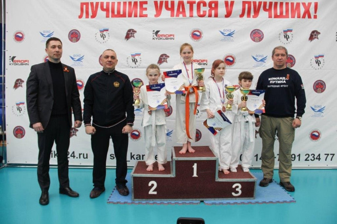 Краевые соревнования по киокушин 10