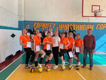 Чемпионат Уярского района по волейболу среди женских команд Чемпионат Уярского района по волейболу среди женских команд