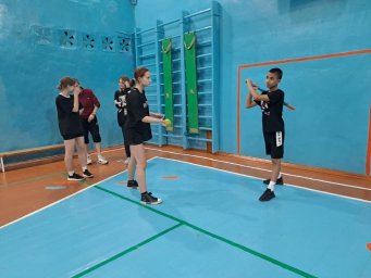 Соревнования по спортивной лапте среди смешанных команд Соревнования по спортивной лапте среди смешанных команд